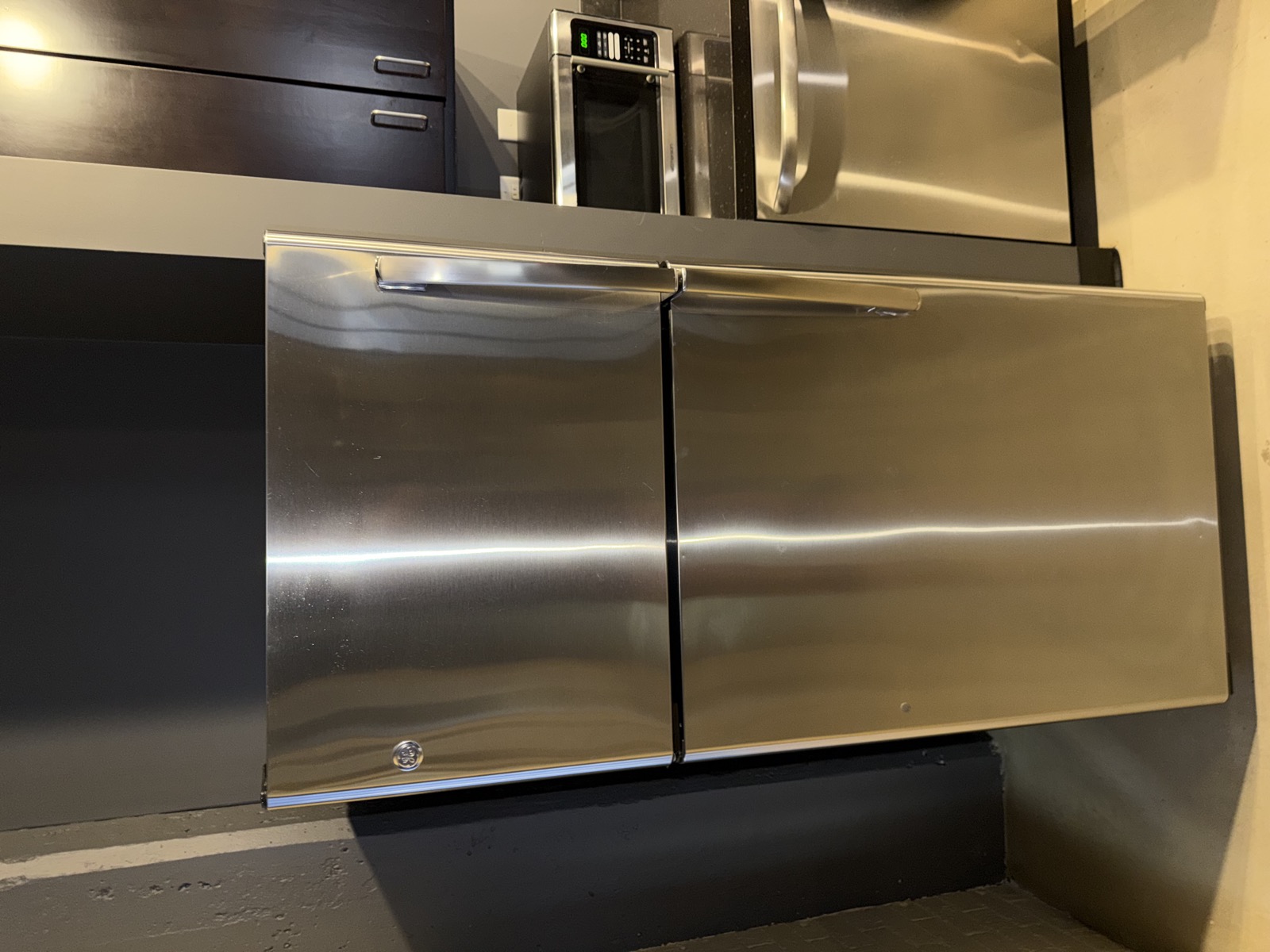 Community Room - Fridge